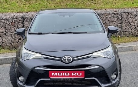 Toyota Avensis III рестайлинг, 2018 год, 1 888 888 рублей, 6 фотография
