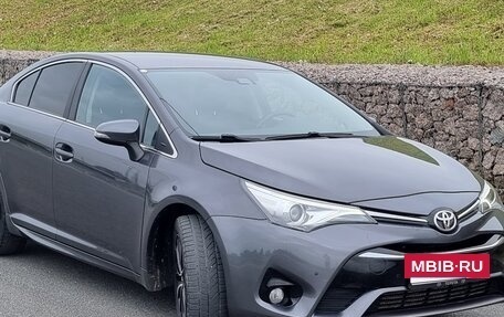 Toyota Avensis III рестайлинг, 2018 год, 1 888 888 рублей, 3 фотография