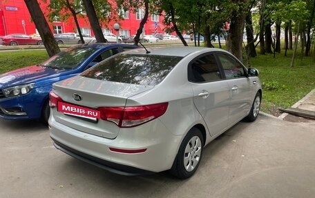 KIA Rio III рестайлинг, 2016 год, 1 050 000 рублей, 4 фотография