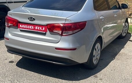 KIA Rio III рестайлинг, 2016 год, 1 050 000 рублей, 6 фотография