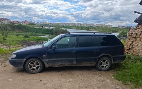 Volkswagen Passat B4, 1996 год, 140 000 рублей, 2 фотография
