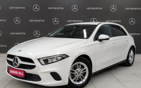 Mercedes-Benz A-Класс, 2019 год, 2 420 000 рублей, 1 фотография
