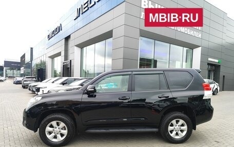 Toyota Land Cruiser Prado 150 рестайлинг 2, 2011 год, 2 800 000 рублей, 8 фотография