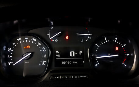 Peugeot Traveller I, 2021 год, 2 545 000 рублей, 14 фотография