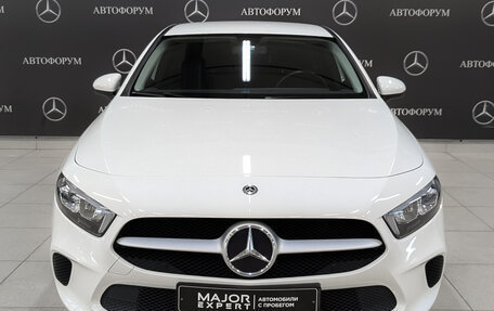 Mercedes-Benz A-Класс, 2019 год, 2 420 000 рублей, 2 фотография
