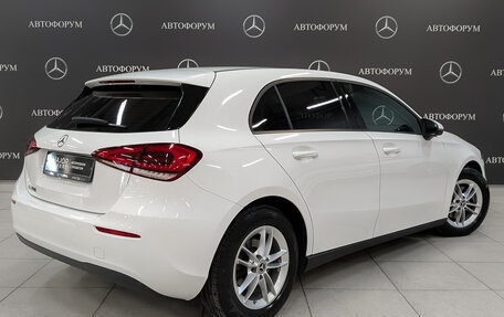 Mercedes-Benz A-Класс, 2019 год, 2 420 000 рублей, 5 фотография