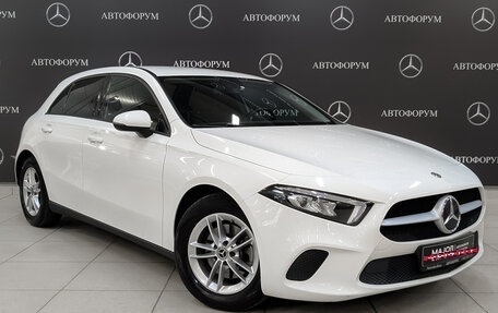 Mercedes-Benz A-Класс, 2019 год, 2 420 000 рублей, 3 фотография