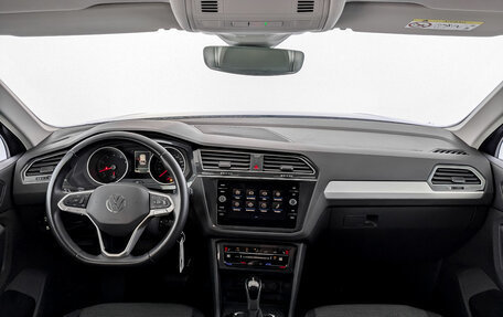 Volkswagen Tiguan II, 2021 год, 3 100 000 рублей, 14 фотография