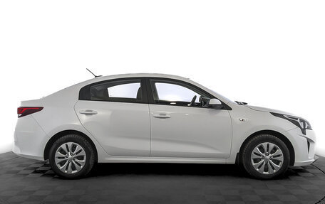 KIA Rio IV, 2021 год, 1 635 000 рублей, 4 фотография
