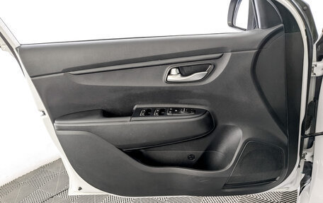 KIA Rio IV, 2021 год, 1 635 000 рублей, 19 фотография