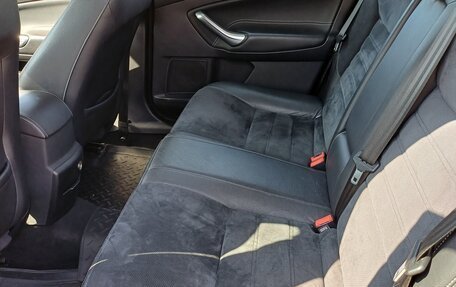 Ford Mondeo IV, 2011 год, 900 000 рублей, 2 фотография