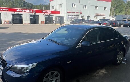 BMW 5 серия, 2004 год, 980 000 рублей, 8 фотография