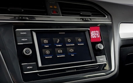 Volkswagen Tiguan II, 2021 год, 1 600 000 рублей, 25 фотография