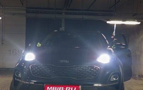 KIA Sportage IV рестайлинг, 2021 год, 2 600 000 рублей, 1 фотография