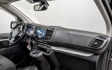 Peugeot Traveller I, 2018 год, 2 700 000 рублей, 11 фотография
