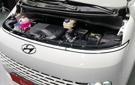 Hyundai Staria, 2022 год, 4 091 073 рублей, 13 фотография