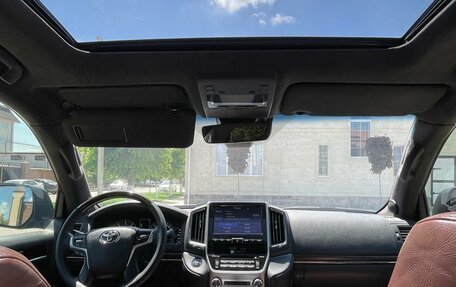Toyota Land Cruiser 200, 2016 год, 5 450 000 рублей, 10 фотография
