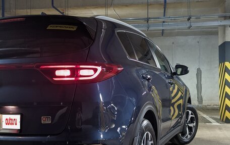 KIA Sportage IV рестайлинг, 2021 год, 2 600 000 рублей, 2 фотография