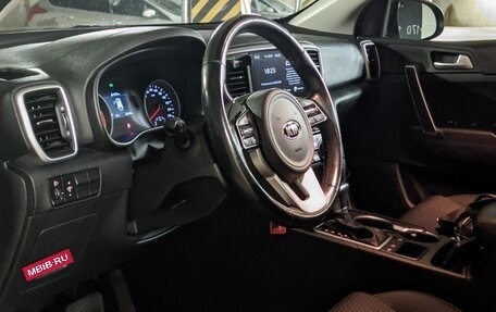 KIA Sportage IV рестайлинг, 2021 год, 2 600 000 рублей, 10 фотография
