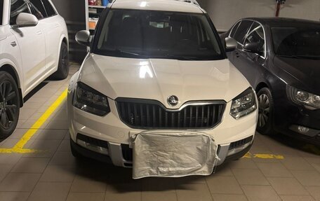 Skoda Yeti I рестайлинг, 2015 год, 1 199 999 рублей, 6 фотография