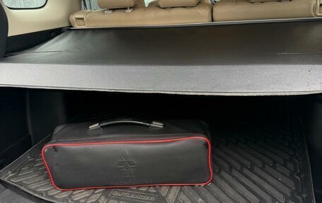 Mitsubishi Outlander III рестайлинг 3, 2020 год, 2 700 000 рублей, 8 фотография