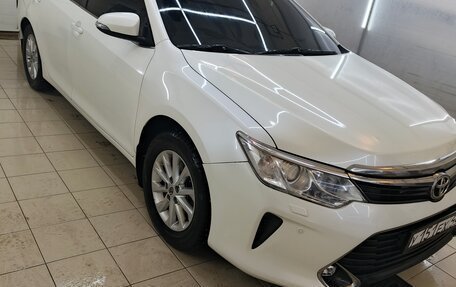 Toyota Camry, 2015 год, 1 850 000 рублей, 10 фотография