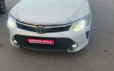 Toyota Camry, 2015 год, 1 850 000 рублей, 11 фотография