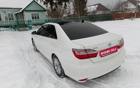 Toyota Camry, 2015 год, 1 850 000 рублей, 13 фотография