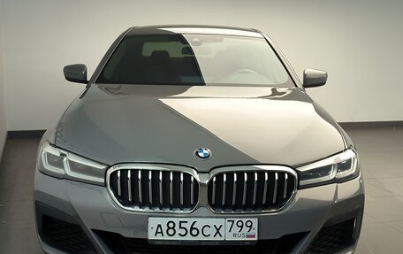 BMW 5 серия, 2020 год, 4 849 700 рублей, 2 фотография