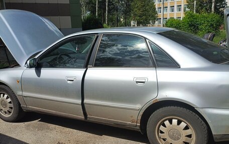 Audi A4, 1998 год, 210 000 рублей, 11 фотография