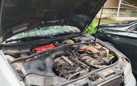 Audi A4, 1998 год, 210 000 рублей, 13 фотография