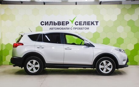 Toyota RAV4, 2013 год, 1 850 000 рублей, 8 фотография