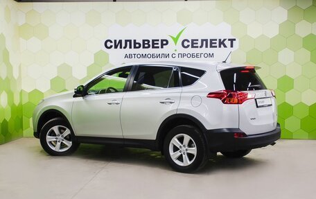 Toyota RAV4, 2013 год, 1 850 000 рублей, 6 фотография