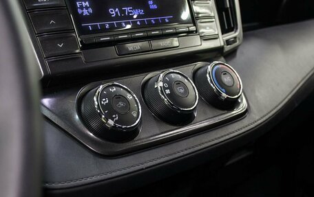 Toyota RAV4, 2013 год, 1 850 000 рублей, 20 фотография