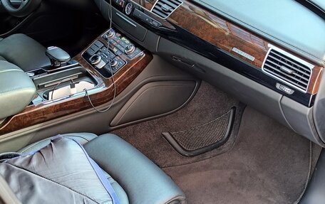 Audi A8, 2014 год, 3 100 000 рублей, 14 фотография