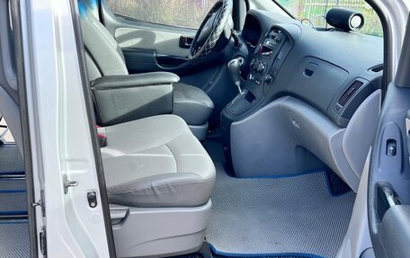 Hyundai Grand Starex Grand Starex I рестайлинг 2, 2008 год, 1 347 000 рублей, 10 фотография