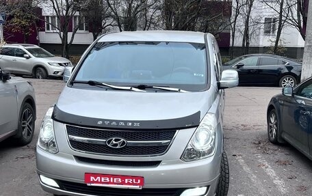 Hyundai Grand Starex Grand Starex I рестайлинг 2, 2008 год, 1 347 000 рублей, 14 фотография