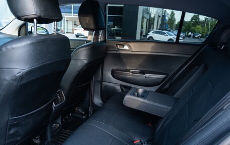 KIA Sportage IV рестайлинг, 2019 год, 2 400 000 рублей, 14 фотография