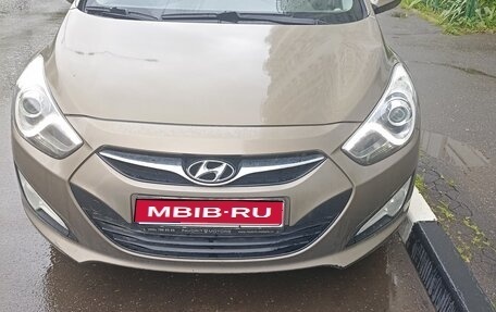 Hyundai i40 I рестайлинг, 2013 год, 870 000 рублей, 1 фотография