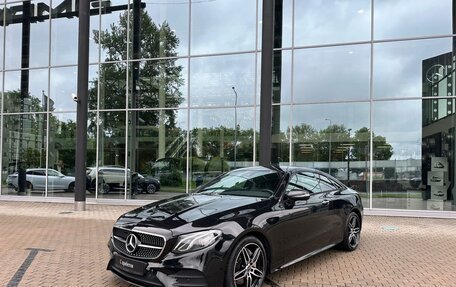 Mercedes-Benz E-Класс, 2018 год, 4 490 000 рублей, 1 фотография
