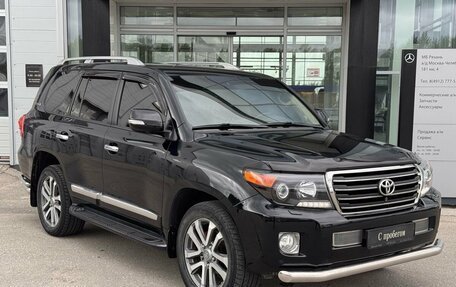 Toyota Land Cruiser 200, 2015 год, 4 850 000 рублей, 3 фотография
