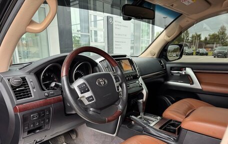 Toyota Land Cruiser 200, 2015 год, 4 850 000 рублей, 10 фотография