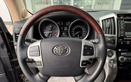 Toyota Land Cruiser 200, 2015 год, 4 850 000 рублей, 13 фотография
