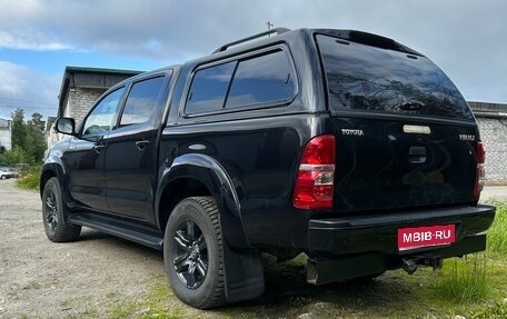 Toyota Hilux VII, 2014 год, 2 000 000 рублей, 7 фотография