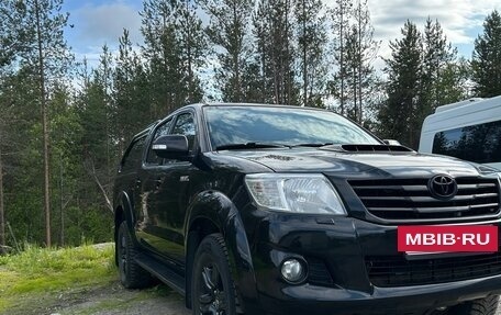 Toyota Hilux VII, 2014 год, 2 000 000 рублей, 2 фотография