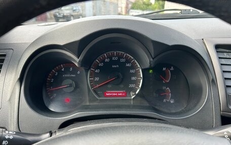 Toyota Hilux VII, 2014 год, 2 000 000 рублей, 14 фотография