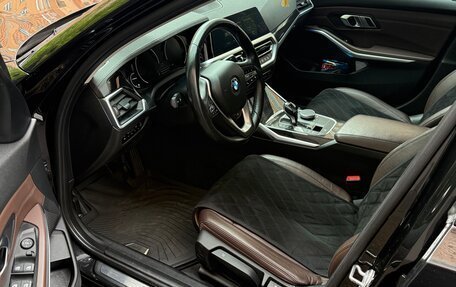 BMW 3 серия, 2019 год, 2 500 000 рублей, 10 фотография