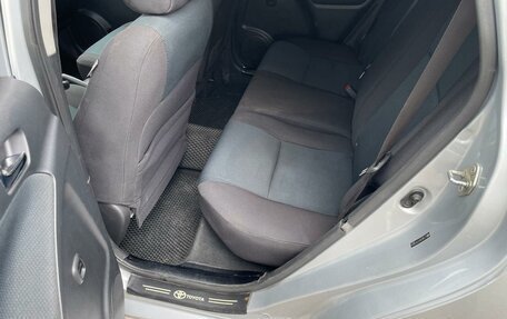 Toyota Matrix, 2006 год, 460 000 рублей, 9 фотография