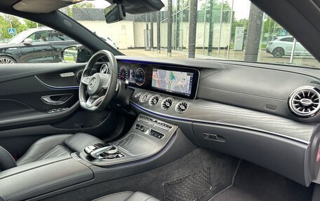 Mercedes-Benz E-Класс, 2018 год, 4 490 000 рублей, 9 фотография