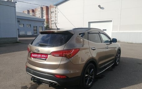 Hyundai Santa Fe III рестайлинг, 2012 год, 1 540 000 рублей, 4 фотография